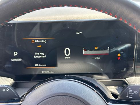 Used 2025 Nissan Kicks SR w/ SR Premium Package image 28