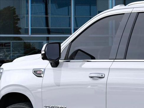 New 2026 GMC Yukon XL Elevation w/ Elevation Premium Package image 12