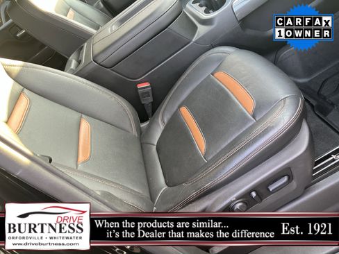 Used 2019 GMC Sierra 1500 AT4 w/ AT4 Premium Package image 9