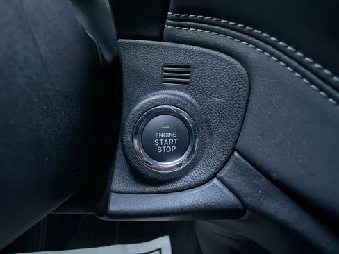 Used 2025 Subaru Outback Limited image 30