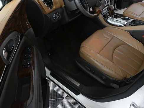 Used 2015 Buick Enclave Leather image 7