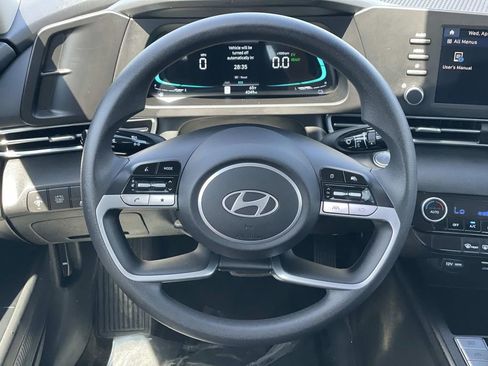 Certified 2025 Hyundai Elantra Hybrid FWD image 20