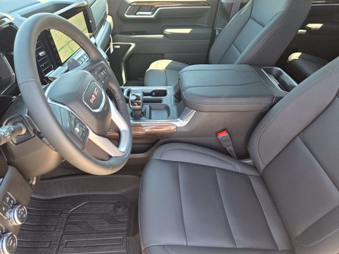 New 2026 GMC Sierra 1500 Elevation w/ Elevation Premium Package AWD/4WD image 10