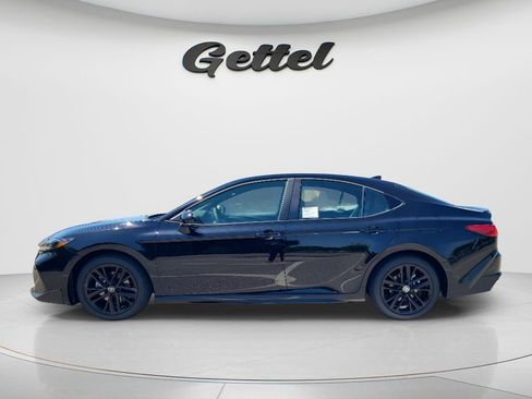 New 2026 Toyota Camry SE FWD image 8