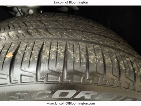 Used 2025 Audi Q5 Premium Plus w/ Premium Plus image 13