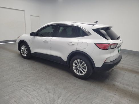 Used 2022 Ford Escape SE FWD image 3