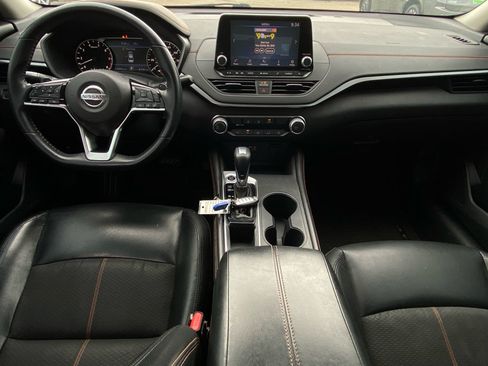 Used 2020 Nissan Altima 2.5 SR FWD image 14