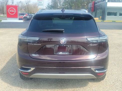 Used 2022 Buick Envision Avenir w/ Technology Package II image 4