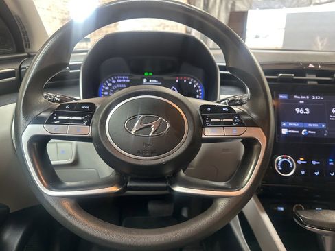 Used 2022 Hyundai Tucson SEL image 15