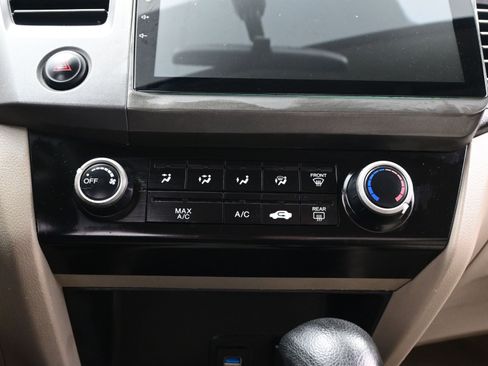 Used 2012 Honda Civic LX image 17