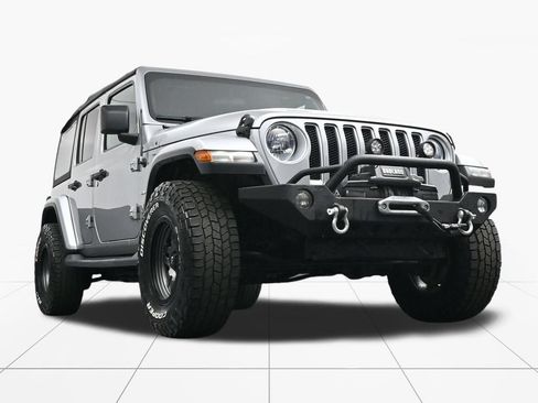 Used 2020 Jeep Wrangler Unlimited Sahara AWD/4WD image 43