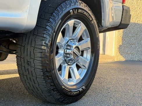 Used 2019 Ford F250 Platinum image 29