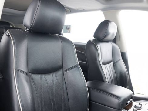 Used 2017 INFINITI QX60 Luxe w/ Deluxe Technology Package AWD/4WD image 26