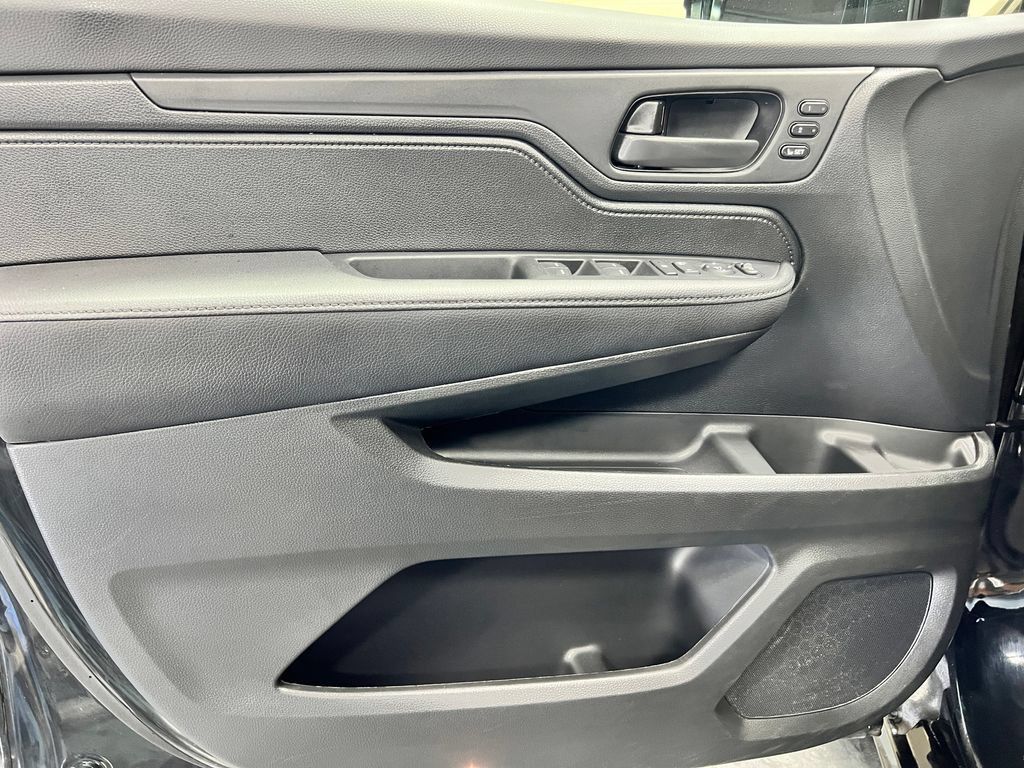 Used 2024 Honda Odyssey Sport image 25