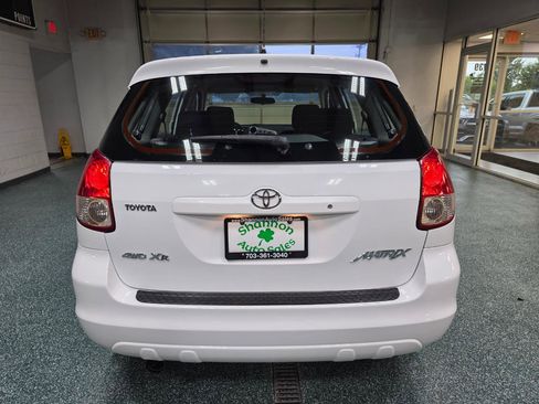 Used 2004 Toyota Matrix AWD image 8