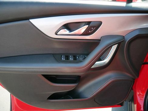 Used 2023 Chevrolet Blazer LT image 9