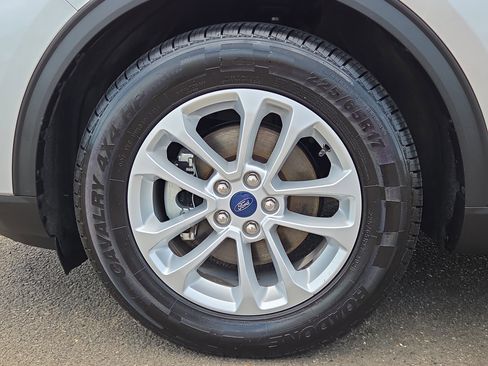 Used 2020 Ford Escape S FWD image 9