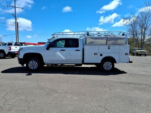 Used 2021 Chevrolet Silverado 2500 W/T w/ WT Convenience Package AWD/4WD image 3