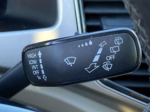 Used 2019 Volkswagen Atlas SEL image 21