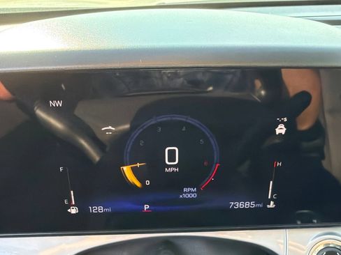 Used 2024 Chevrolet Trax LT w/ Driver Confidence Package FWD image 25