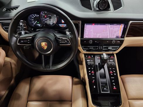 Used 2022 Porsche Macan S image 46