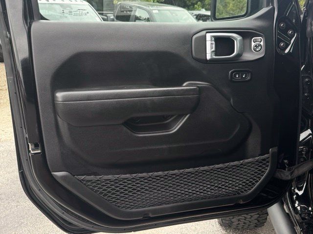 Used 2022 Jeep Wrangler Unlimited Sport AWD/4WD image 18