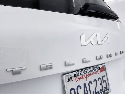 Used 2022 Kia Telluride SX image 32