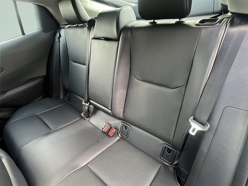 Used 2025 Toyota Prius XLE FWD image 10