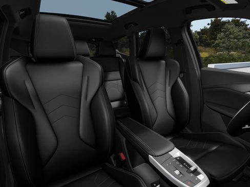 New 2026 BMW X1 xDrive28i w/ Technology Package AWD/4WD image 11