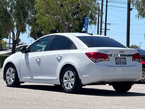 Used 2016 Chevrolet Cruze LS FWD image 6