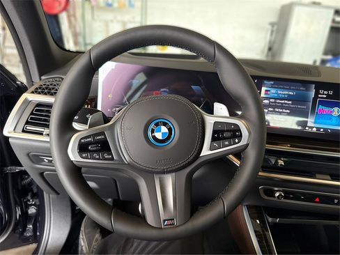 New 2026 BMW X5 xDrive50e w/ M Sport Package image 23