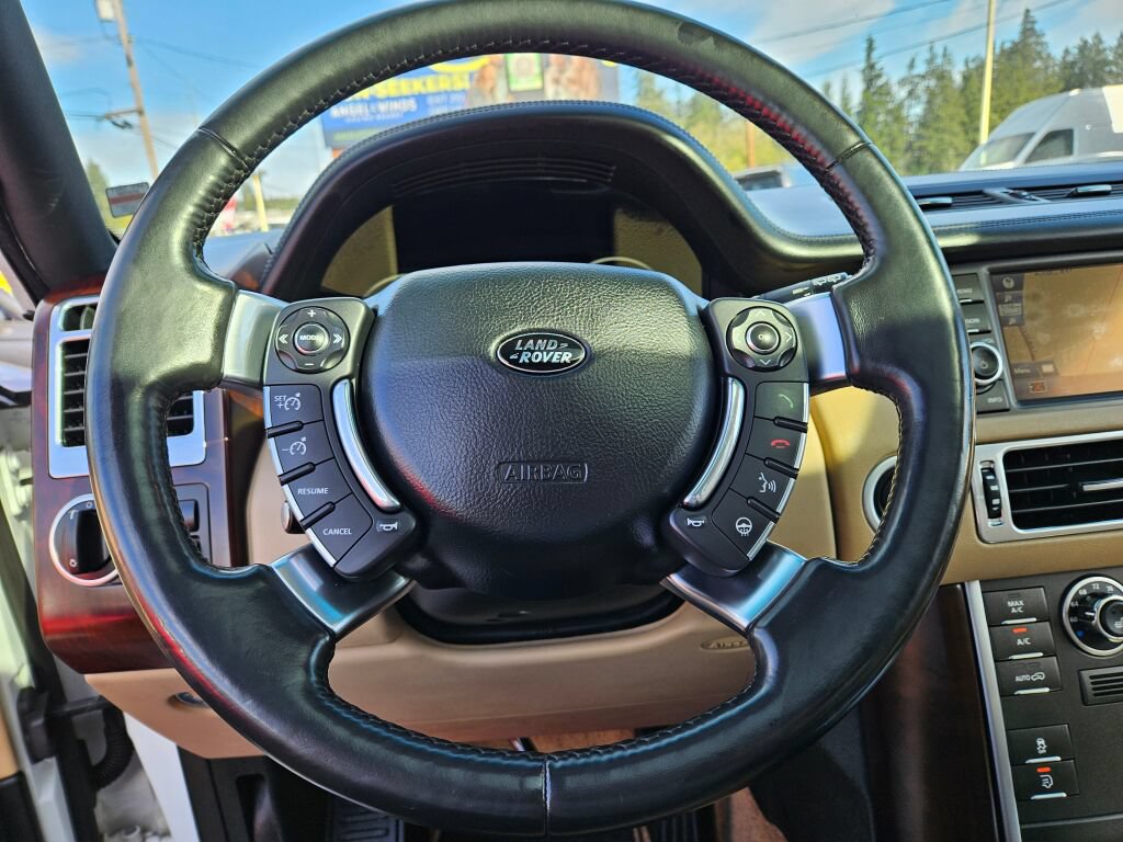 Used 2012 Land Rover Range Rover HSE AWD/4WD image 19