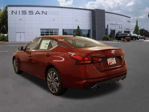 New 2026 Nissan Altima 2.5 SV w/ SV Premium Package AWD/4WD image 5