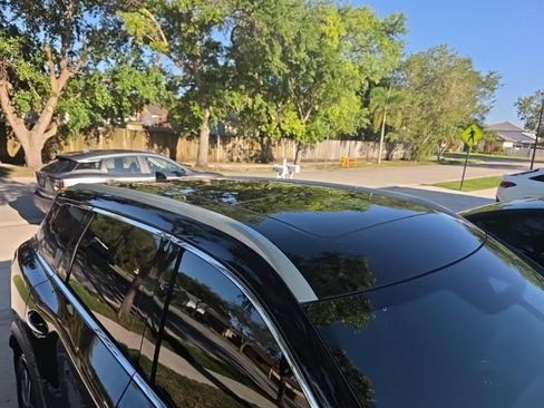 Certified 2023 INFINITI QX60 Luxe w/ Cargo Package FWD image 15