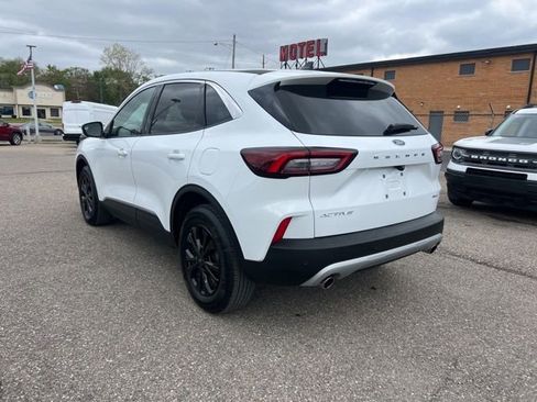 Certified 2023 Ford Escape Active w/ Tech Pack #2 AWD/4WD image 6