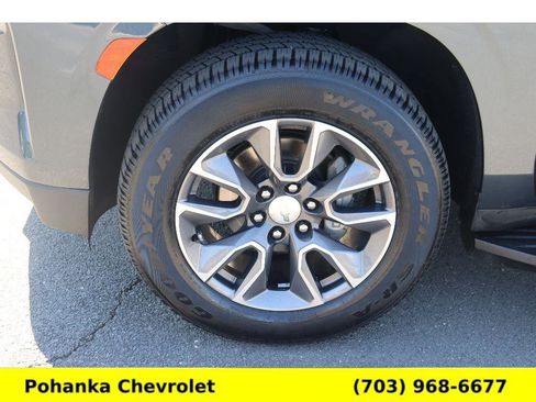 Used 2021 Chevrolet Tahoe LT w/ LT Signature Plus Package AWD/4WD image 31