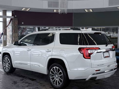 Used 2022 GMC Acadia Denali w/ Denali Technology Package image 9
