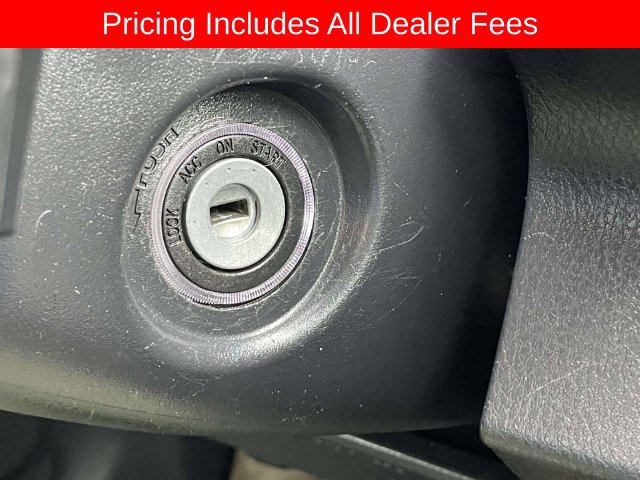 Used 2020 Toyota Camry SE FWD image 28