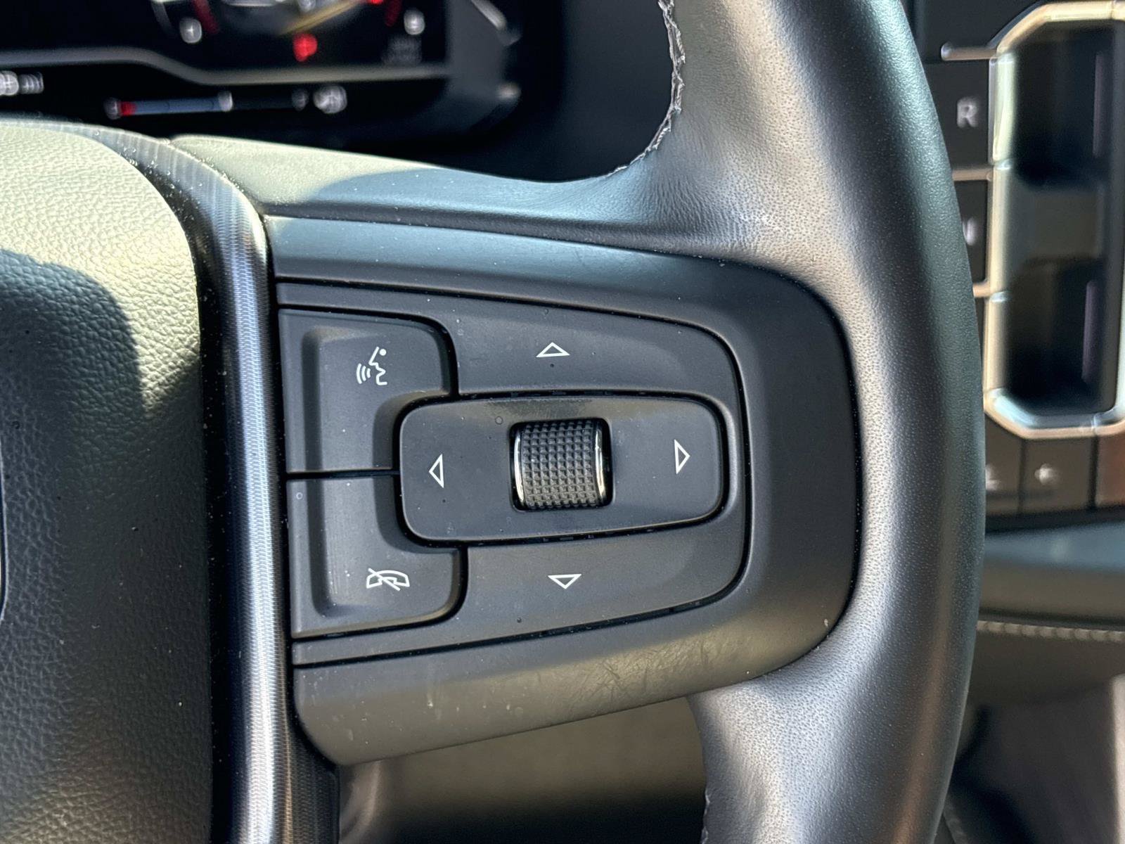 Used 2024 GMC Yukon XL Denali Ultimate AWD/4WD image 20
