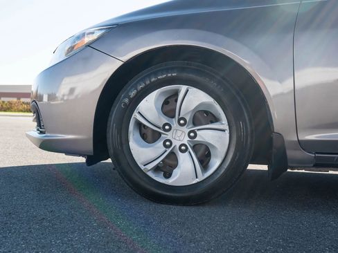 Used 2013 Honda Civic LX image 13