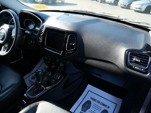 Used 2019 Jeep Compass Limited w/ Safety & Security Group AWD/4WD image 27