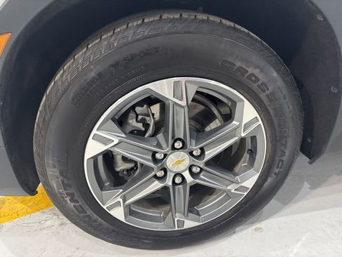 Used 2025 Chevrolet Blazer LT w/ Convenience Package image 36