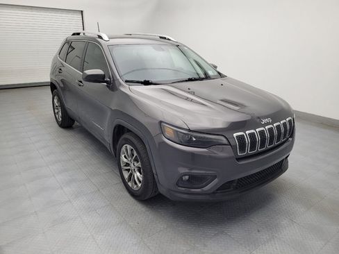 Used 2019 Jeep Cherokee Latitude Plus w/ Comfort/Convenience Group image 13
