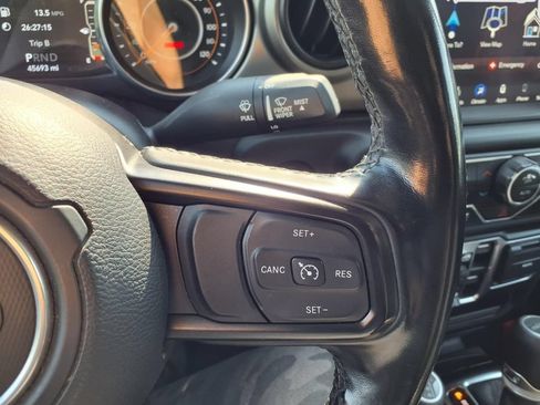 Used 2021 Jeep Gladiator Sport AWD/4WD image 20