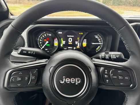Certified 2025 Jeep Wrangler Unlimited Sport S 4xe image 22