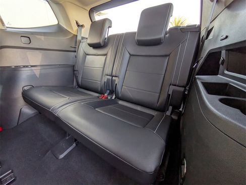 Certified 2023 Volkswagen Atlas SEL image 18