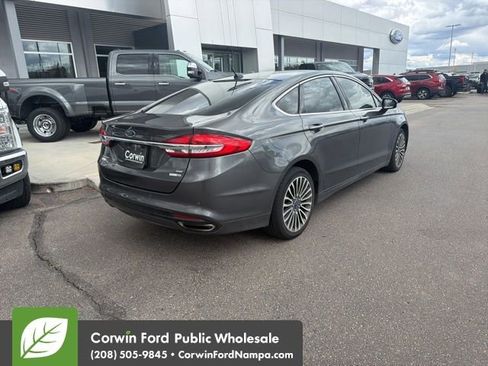 Used 2017 Ford Fusion SE image 8