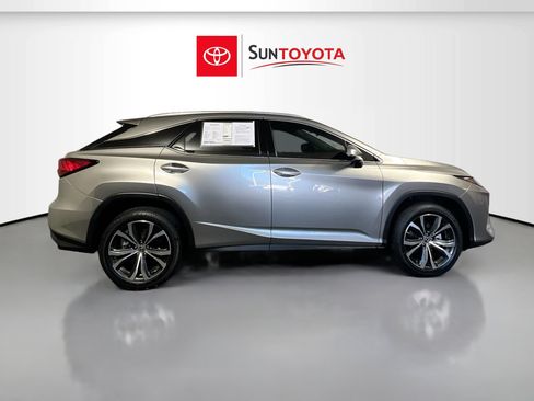 Used 2022 Lexus RX 350 FWD w/ Premium Package image 2
