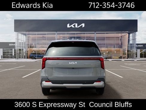 New 2027 Kia Carnival LX FWD image 6