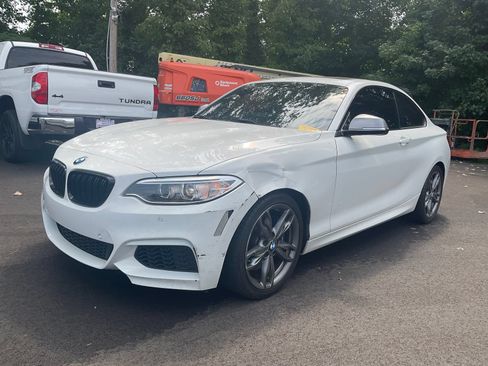 Used 2016 BMW M235i Coupe RWD image 2